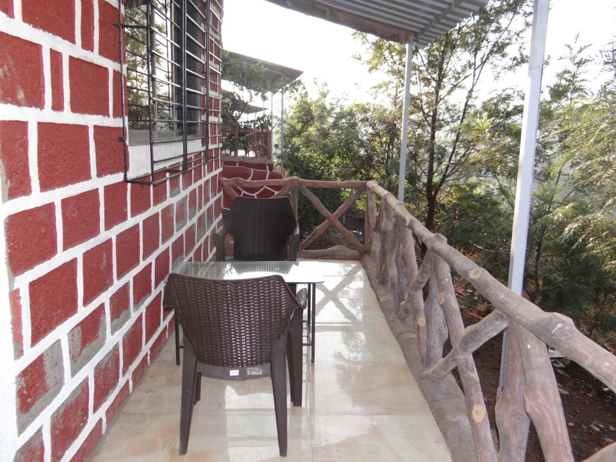 Exotic Valley Hotel Mahabaleshwar Exterior photo