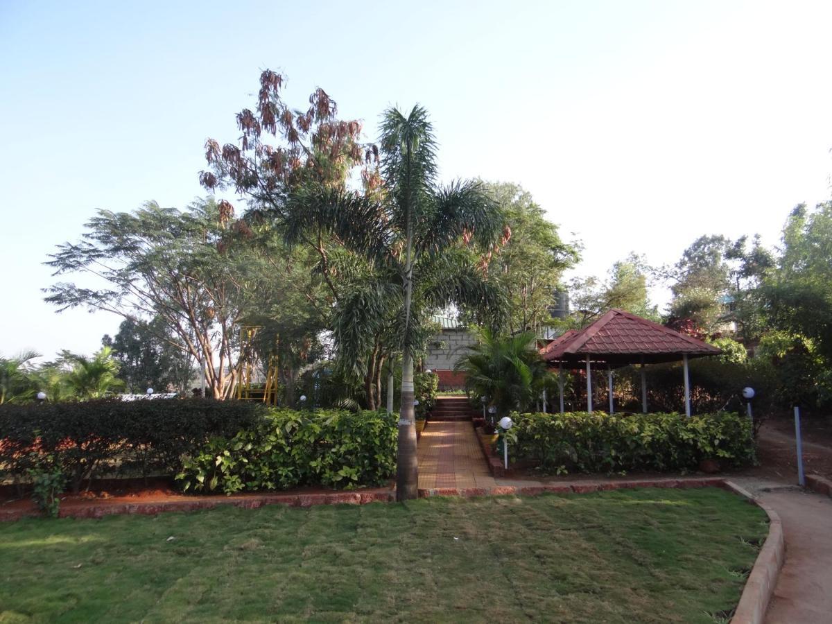 Exotic Valley Hotel Mahabaleshwar Exterior photo